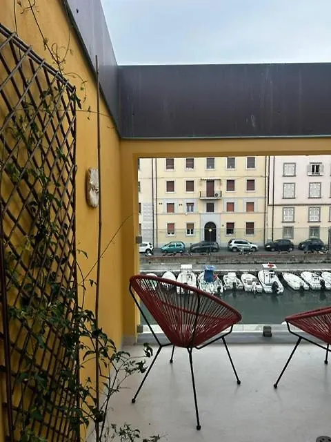 Waterfront Balcony I Grani 5 Resort Grand Suite 리보르노 아파트
