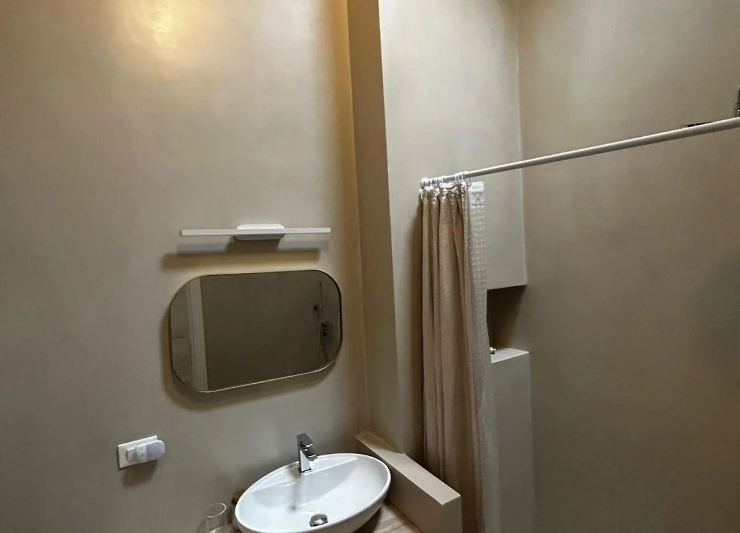 Waterfront Balcony I Grani 5 Resort Grand Suite Livorno